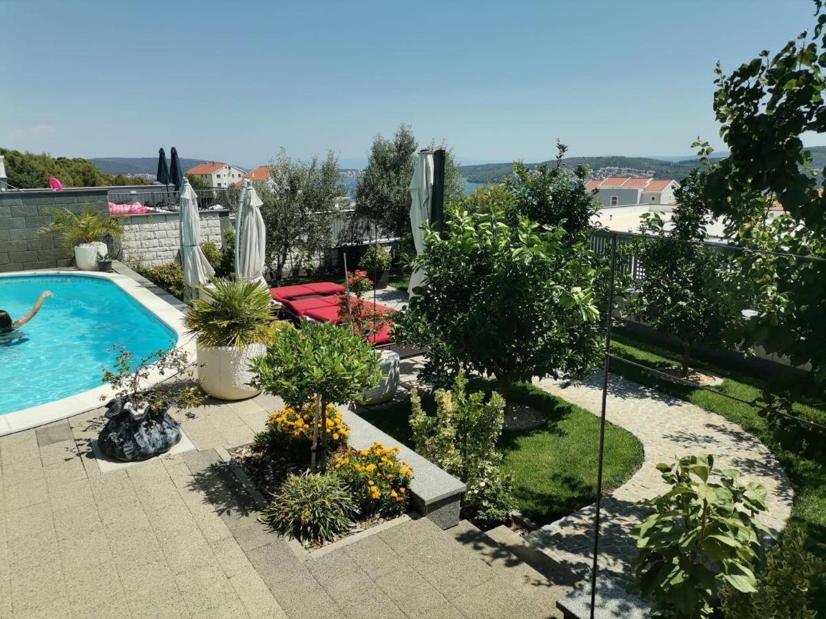 Apartment Ruza - Pool Доньї-Сегет Екстер'єр фото