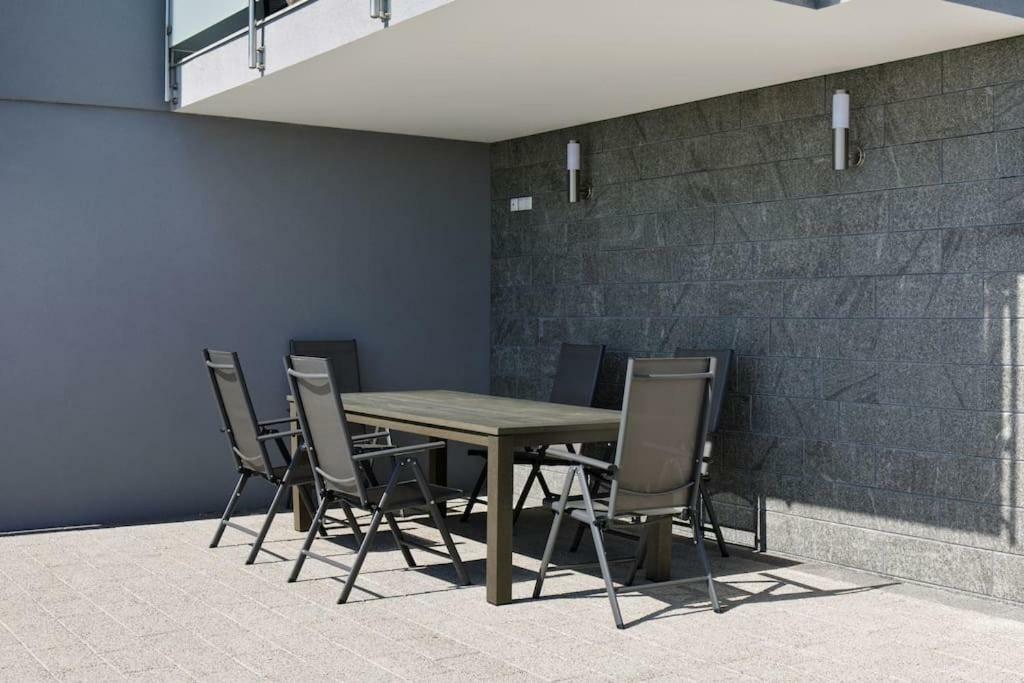 Apartment Ruza - Pool Доньї-Сегет Екстер'єр фото