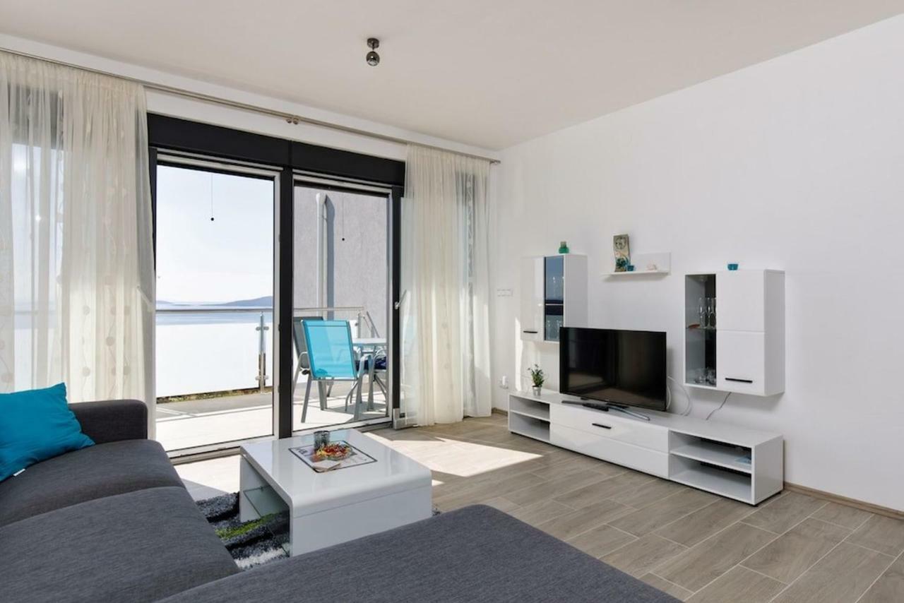 Apartment Ruza - Pool Доньї-Сегет Екстер'єр фото